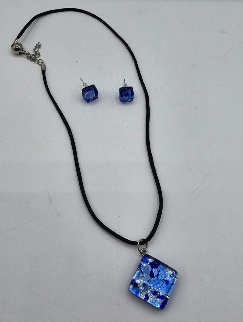 Authentic Murano Italy Art Glass Matching Necklace and Earring Set Blue